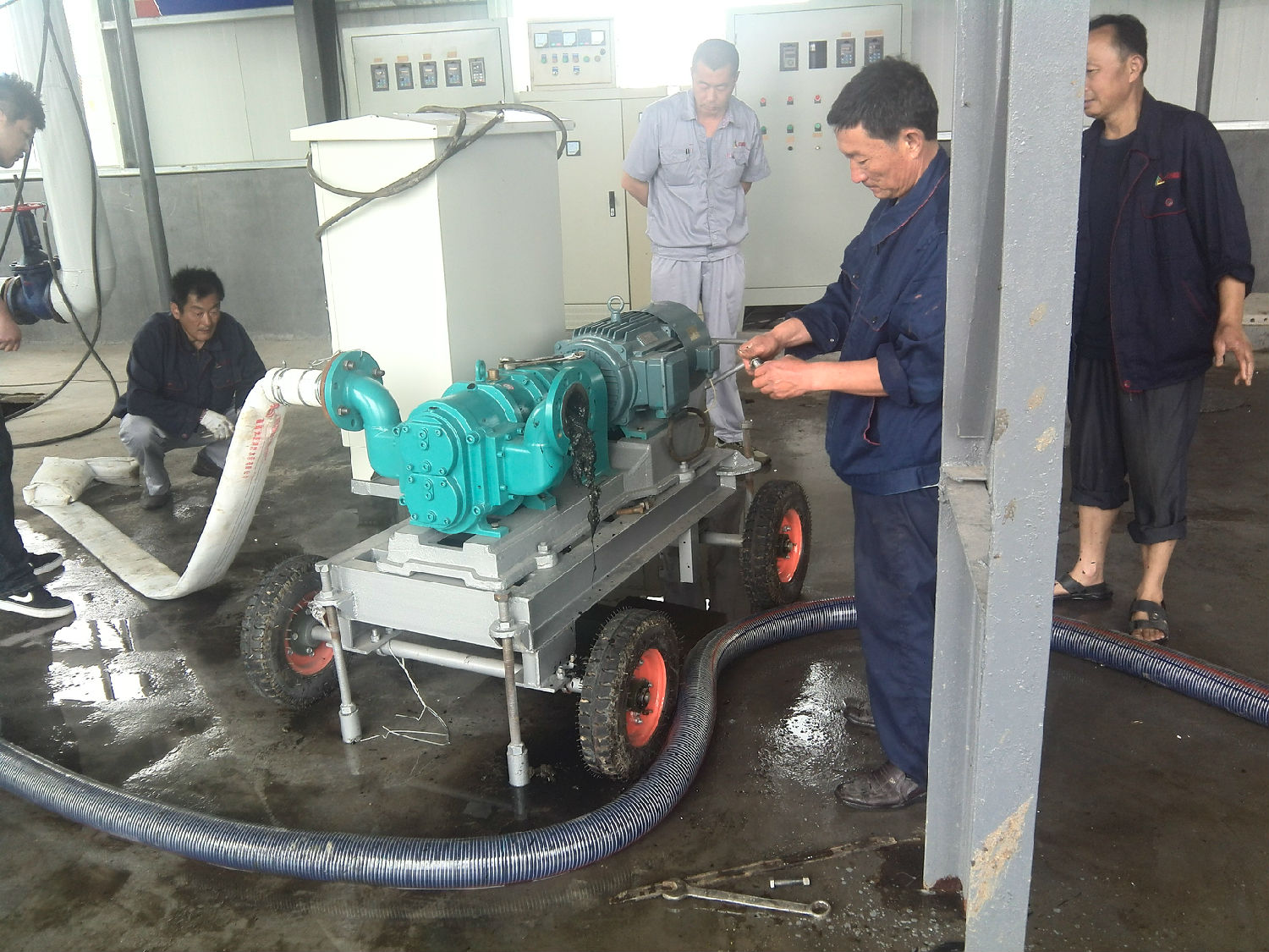 麻豆免费版免费下载销售工程师现场服务(三) 麻豆免费版免费下载销售工程师现场服务(三)